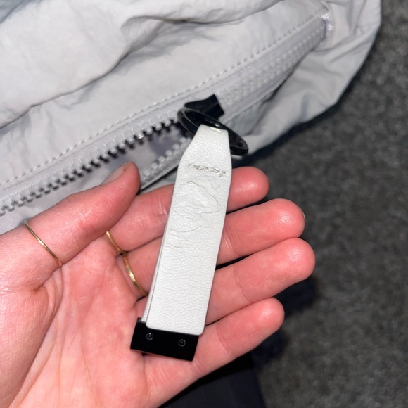 Lululemon On My Level Duffel 30L - Picture 10 of 10